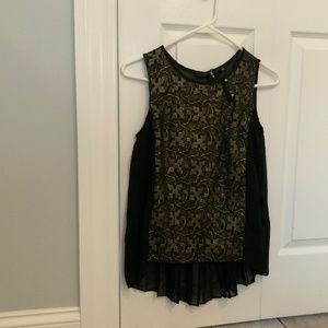 Black and gold flowy top